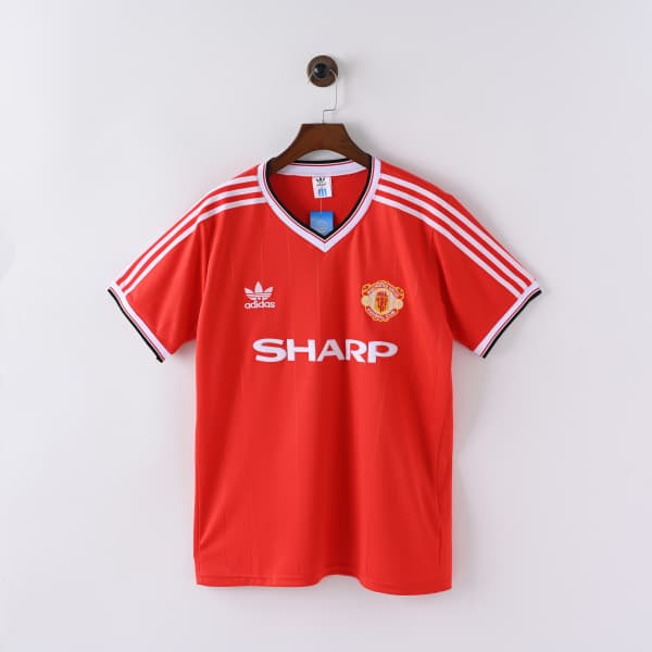 Manchester United 83/84 Home Jersey F010110318